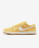Nike SB Dunk Low Pro FJ1674-700 Saturn Gold/Sail-Saturn Gold (In Store Pickup Only)
