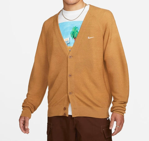 Nike SB skateboard Cardigan DQ6307-722 Elemental Gold/White (In Store Pickup Only)