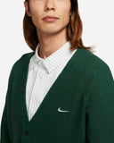 Nike SB skateboard cardigan DQ6307-341 Gorge Green/White (In Store Pickup Only)